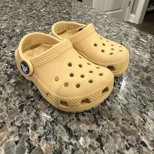 Toddler Crocs C5